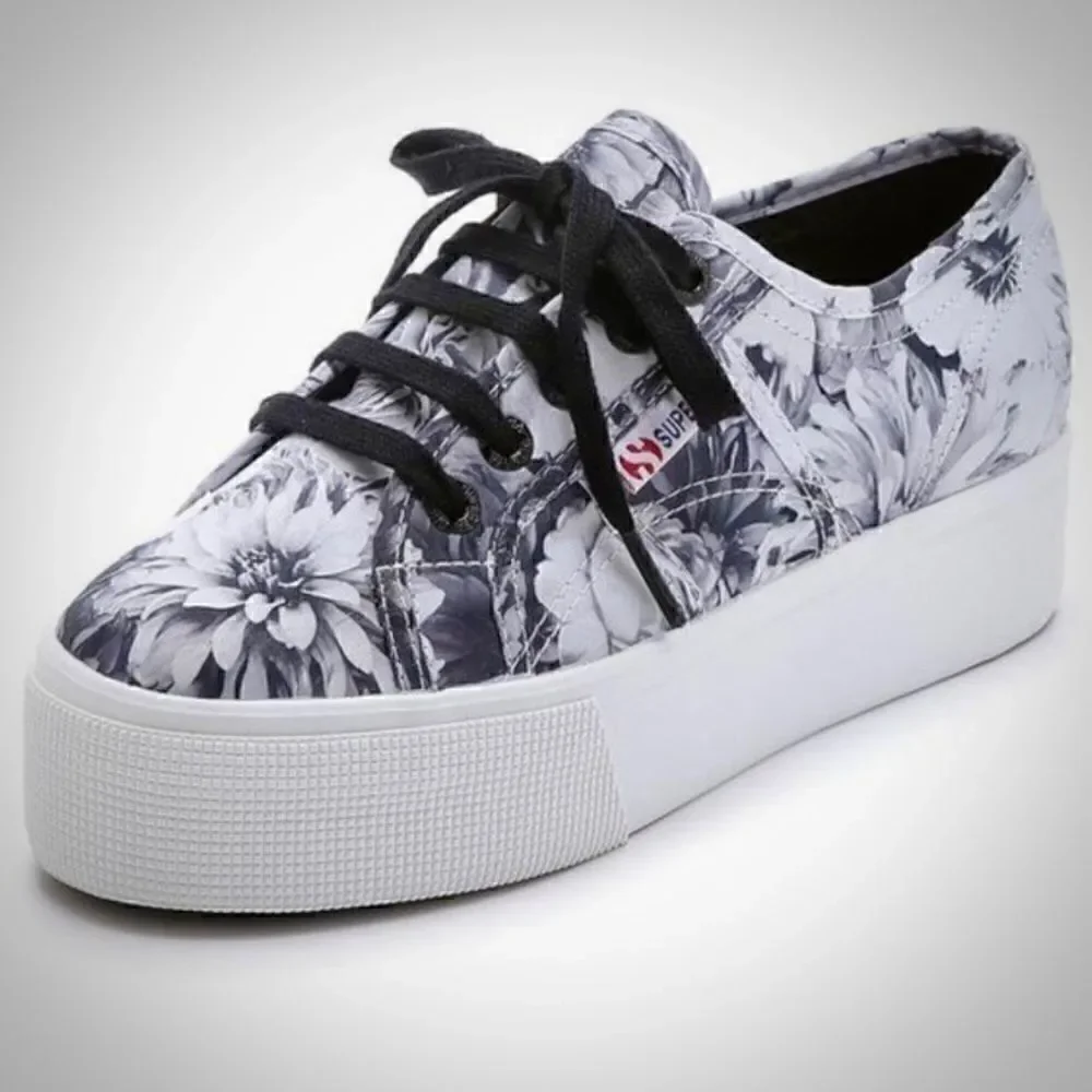 SUPERGA 2790 ANNABELLA FLORAL PLATFORM SNEAKER IN BLACK WHITE WOMEN’S SIZE EU 36